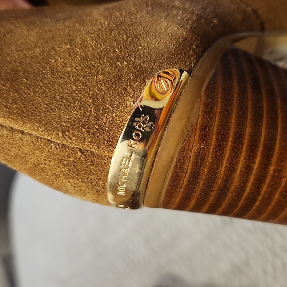 Michael kors suede/leather high boots, size 8 & 1/2. - Picture 5 of 16